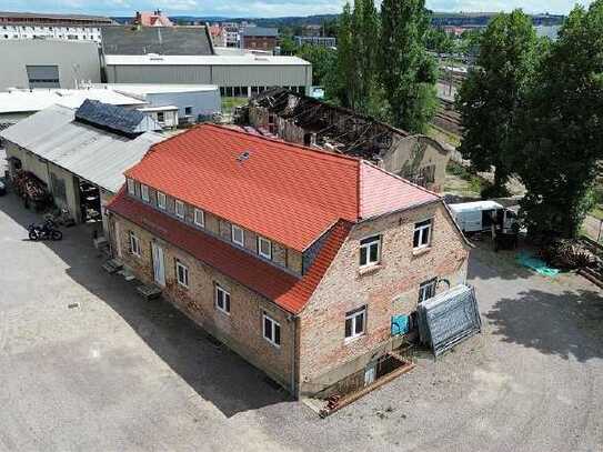 Vielseitige Bürofläche mit ca. 261 m² in Heidenau - ab sofort - zur Miete!