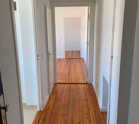 2 Zimmer Wohnung in Badensche Str. 40 10715 zur Untermiete ab 01.05.2025- 12 Monate befristet