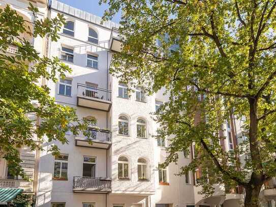 Provisionsfreie Kapitalanlage: vermietete 3 Zimmerwohnung mit Balkon am schönen Graefekiez!