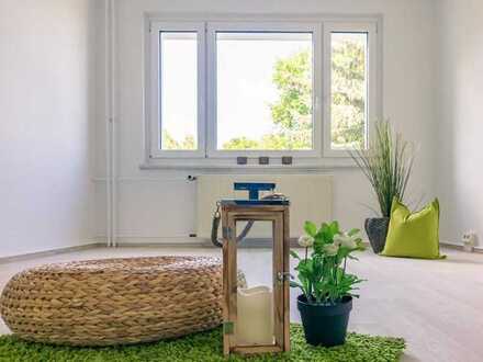 Helle 3-Raum-Wohnung mit Tageslichtbad