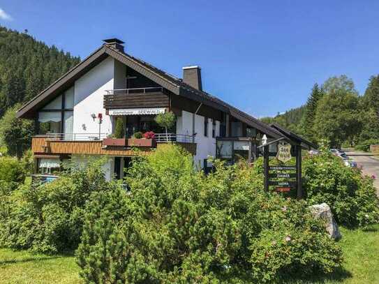 Attraktive Gelegenheit: Gepflegtes Gästehaus mit 7 WE in der Ferienregion am Schluchsee