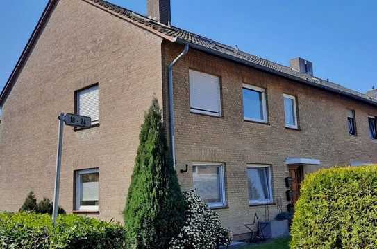 Charmante Dachgeschosswohnung in ruhigem 3-Familienhaus – Ihr Einstieg in die eigenen vier Wände