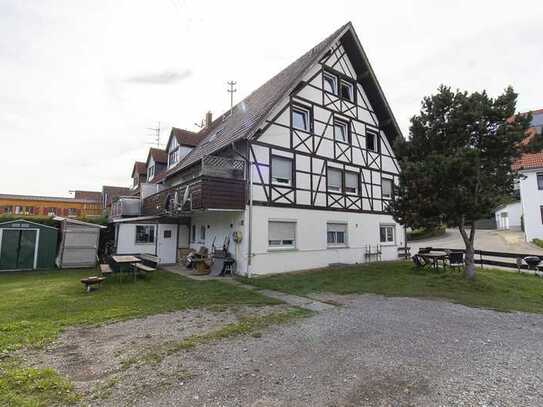 Mehrfamilienhaus mit 4 Wohnungen - ideala Gelegenheit für Kapitalanleger