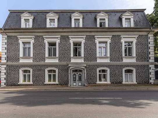 Schloss Loshausen | Historisches Mehrfamilienhaus mit 16 Wohneinheiten