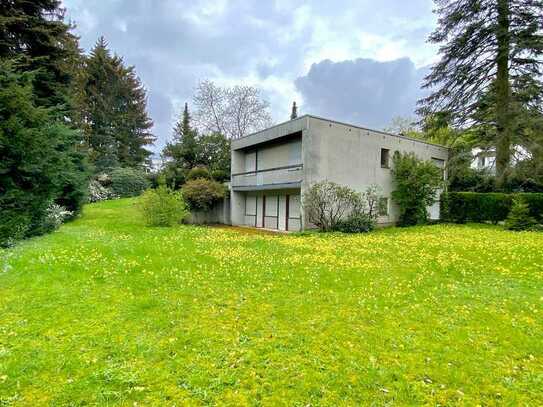 Traumhaftes Baugrundstück mit Altbestand und Burgblick in Königstein i. Ts.