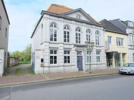 3-Zimmer-Wohnung im Jugendstil, monumentale Immobilie mit Garage