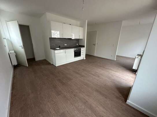 *NEU* Barrierefreie 1-Zimmerwohnung mit Einbauküche und Terrasse in Niederschöneweide (Treptow)