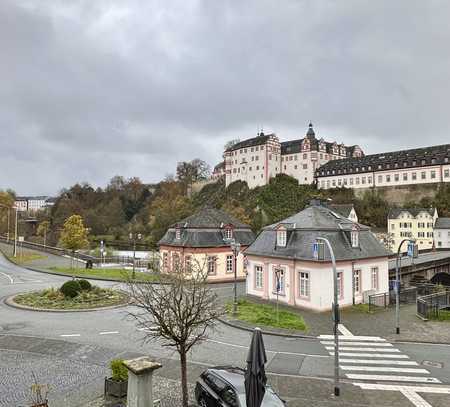 Weilburg: Einzigartiger Schloss- und Lahnblick