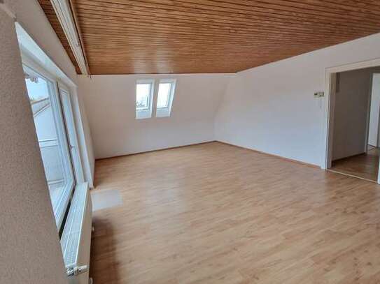 Attraktive 3-Zimmer-Wohnung mit Balkon in Trippstadt