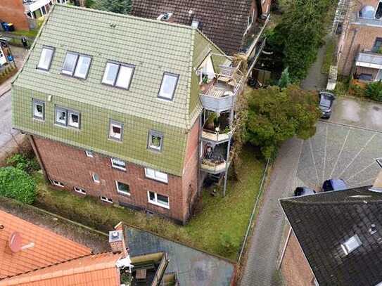 Attraktives Mehrfamilienhaus in Wedel: Charmantes Investment mit 6 Einheiten