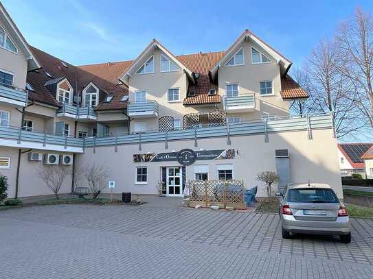 Bezugsfertige Wohnung mit 2 Balkonen und Tiefgaragenstellplatz