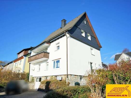 Vollmöblierte Erdgeschosswohnung mit Terrasse und eigenem Garten