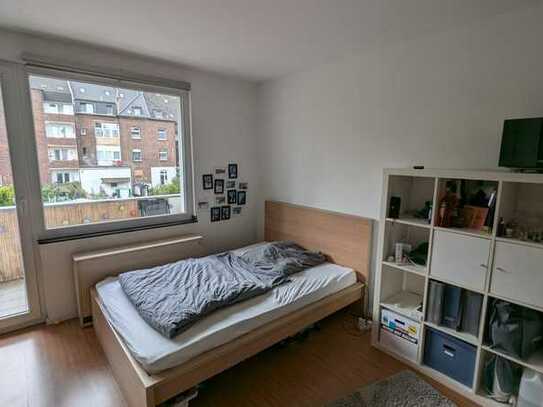 1-Zimmerwohnung mit Sonnenbalkon in Lierenfeld