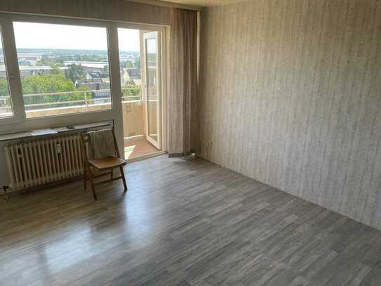 Schöne 3-Zimmer-Wohnung mit Balkon und Einbauküche in Dietzenbach