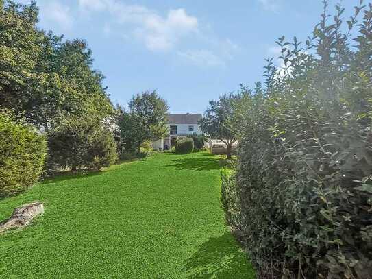 Liebevoll gepflegtes Einfamilienhaus mit großem Garten in begehrter Lage