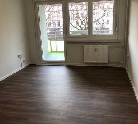 Freundliche 2-Zimmer-Wohnung mit Balkon in Dresden