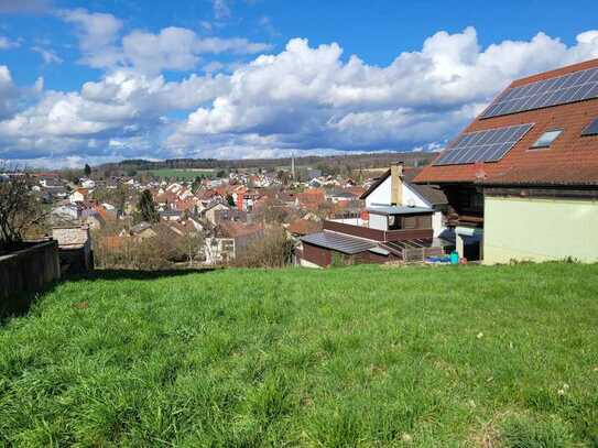 toller Bauplatz für EFH oder 2 DHH in Aussichtslage