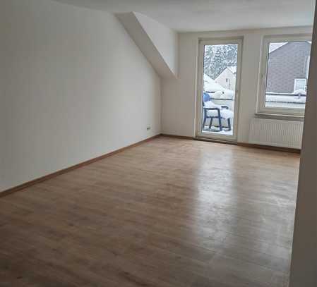 Attraktive 2-Zimmer-Wohnung mit EBK in Burscheid-Hilgen