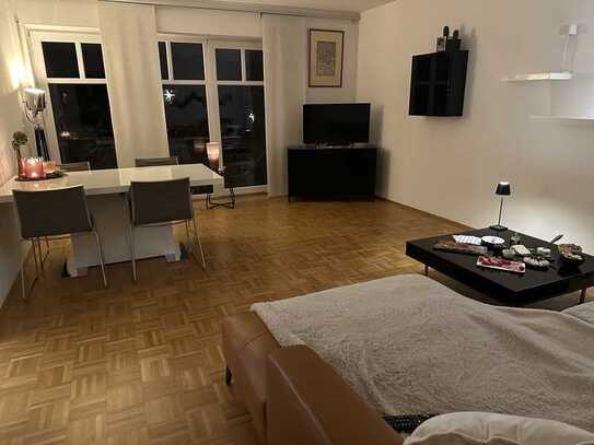 Lichtdurchflutete Wohnung im Herzen von Mülldorf