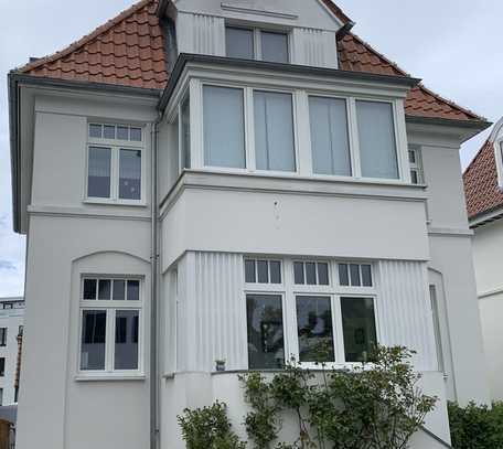 Modernisierte Schönheit: Hochparterre-Wohnung in Travemünde - Lübeck