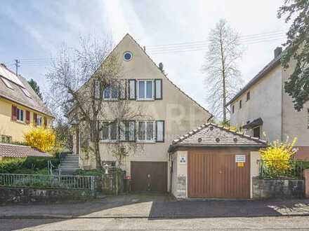 Charmantes Einfamilienhaus im Dornröschenschlaf mit schönem Grundstück in Toplage von Heilbronn-Ost!