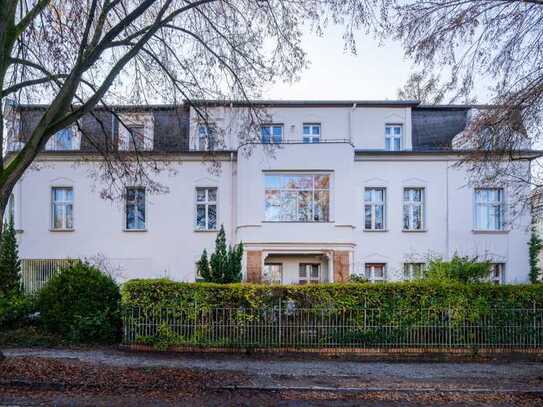 4-Zi.-Altbauwohnung mit Terrasse & priv. Garten in historischer Villenlage von Lichterfelde (West)