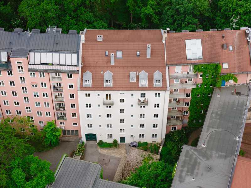 Premium City Living: 3 Zimmer mit Parkpanorama am Lenbachplatz