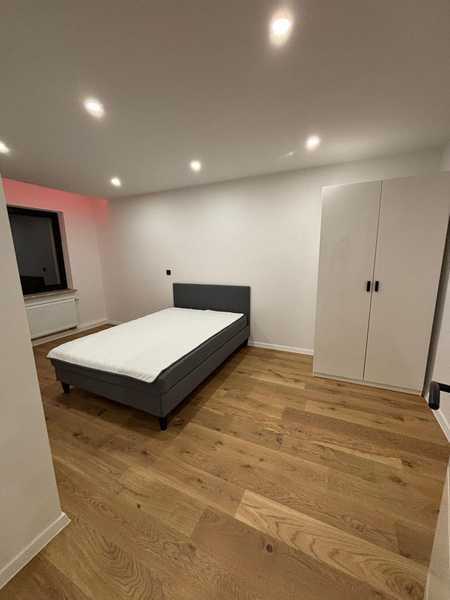                                                               15m&sup2; Zimmer in 4er-WG | N&uuml;rnberg-Steinb&uuml;hl | ab sofort                                                       in Sandreuth (Nürnberg)