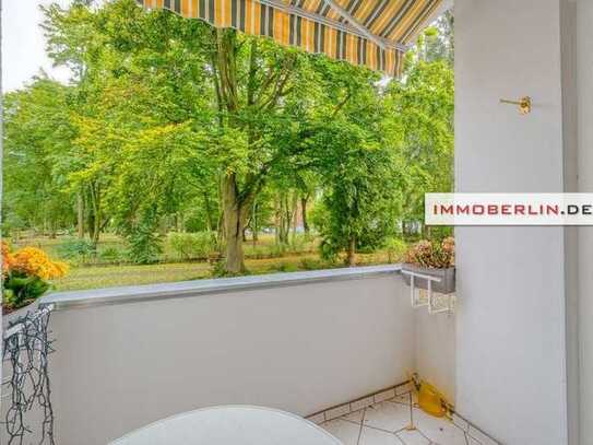 IMMOBERLIN.DE - Großzügige Wohnung mit Südloggia nahe Britzer Garten