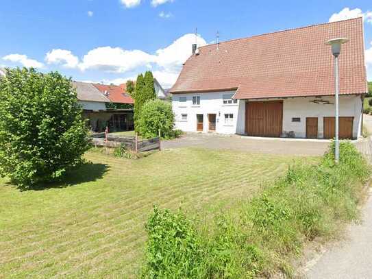 Wohnhaus mit Scheune auf großem, sonnigem Grundstück und Platz für 3 Bauplätze