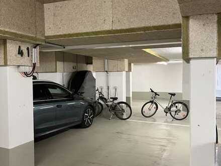 ein Tiefgaragenstellplatz in Lochhausen / Altaubing zu vermieten