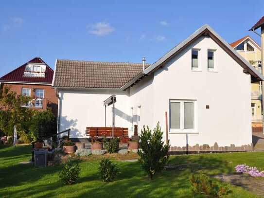 Sonniger Winkelbungalow in parkähnlicher Anlage