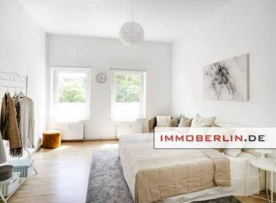 IMMOBERLIN.DE - Moderne 4-Zimmer-Wohnung mit Sonnenbalkon im Holländischen Viertel