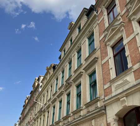 Top 4-Raumwohnung mit Balkon in begehrter Lage nahe Stadtzentrum