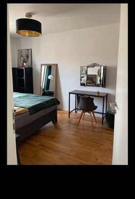 3-Zimmer-Wohnung Friedrichshain Berlin mit Einbauküche