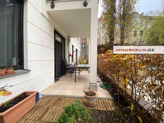 IMMOBERLIN.DE - Zur Miete: Exquisit möblierte Wohnung mit Terrasse, Minigarten & Tiefgaragenplatz