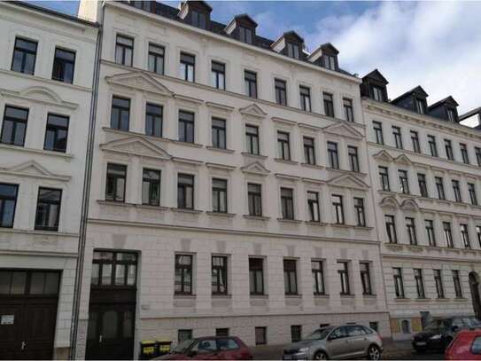 2-RW mit Balkon im wunderschönen Altbau in Gohlis