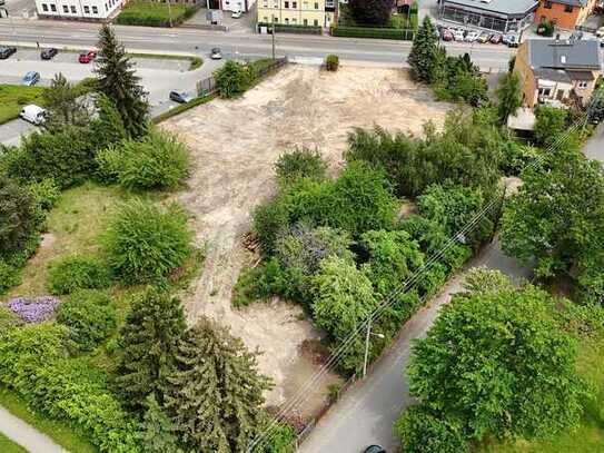 Idyllisches Grundstück mit herrlichem Grün zur Wohnbebauung