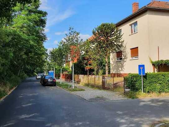 Mehrgenerationen/Mehrfamilienhaus in Lichterfelde, Provisionsfrei