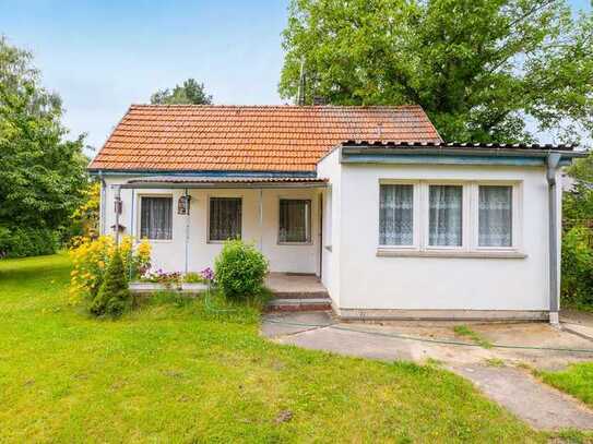 Einfamilienhaus mit viel Potenzial Petershagen - Garage, Terrasse, Nebengebäude, großes Grundstück