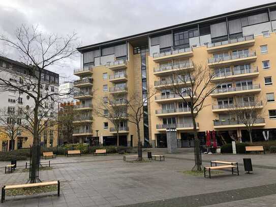 Möblierte 2-Zimmer-Wohnung mit Balkon in Frankfurt Bockenheim