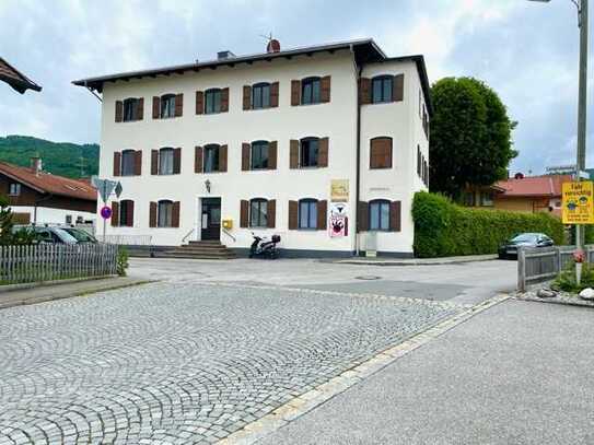 Große 2-Zimmer-Wohnung in ruhiger Lage von Benediktbeuern