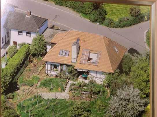 Mehrfamilienhaus in Ebern mit Stellplatz und Garten