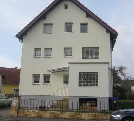 2 Zimmer Dachgeschosswohnung in Rosbach Rodheim