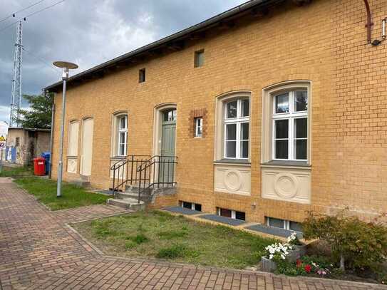 Gewerbeflächen im Erdgeschoss am Bahnhof Michendorf