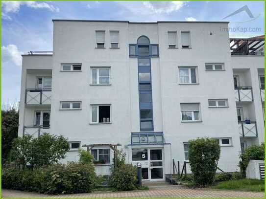 Schön gelegene 2,5-Zimmerwohnung mit zwei Balkonen