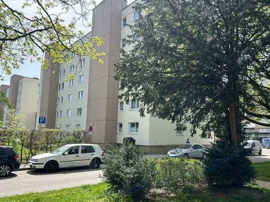 Sofort beziehbar! Helle 2- Zimmer-Wohnung in zentraler Lage von Germering