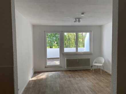 Modernisiertes 1-Zimmer-Apartment mit großem Balkon in unmittelbarer Nähe zur RPTU