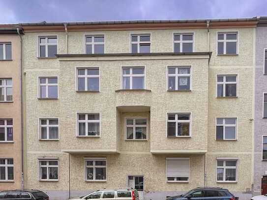Charmante 3-Raumdachgeschosswohnung in Magdeburg mit Balkon