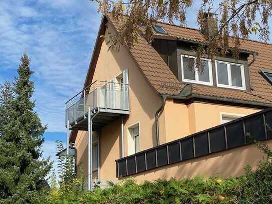 (2+1 =3) DG-2-Zi-We, BALKON, ca. 65 m² + 1 DG-Studio-AREAL, ca. 33 m² -JE GRUNDFLÄCHE- in SCHWAIG!